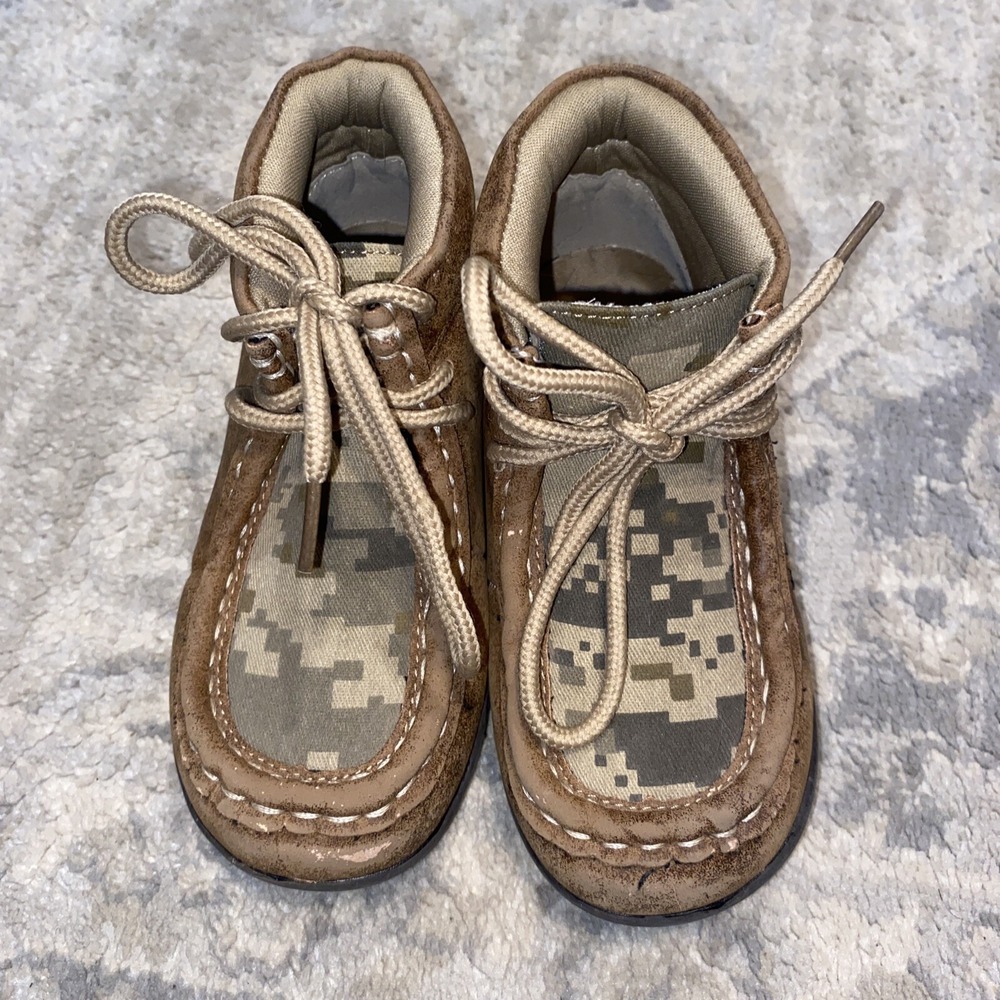 Double Barrel Boys Kids Shoes Digital Camo Moccasin Beige Tie‎ Shoes Sz 9